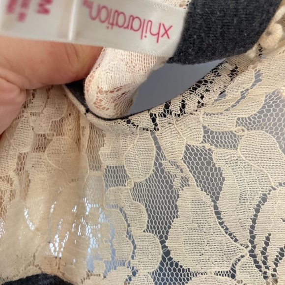 Xhilaration Cream Tan lace Pleated Bib Collar Blouse medium - Picture 3 of 3